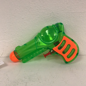 Green and orange water gun toy for outdoor fun for IMEX-Toys 87850-nv, front view