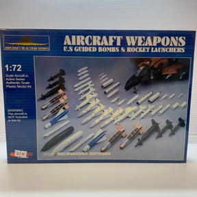 Model kit box showing various scale bombs and rocket launchers for aircraft for Zhengdefu
