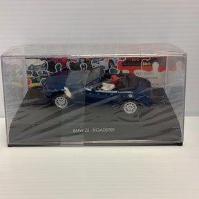 Blue slot car of a BMW Z3 Roadster convertible for CARTRIX 0102A