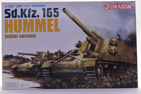 Model kit box art showing a detailed, painted tank model, the Sd.Kfz. 165 Hummel for Dragon Model 6150