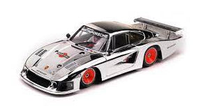 Chrome Porsche 935/78 Group 5 slot car, 1:32 scale model for Sideways SWLE02