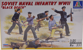 Soviet naval infantry soldiers in action during WWII, model kit box art for ITaleri Model CO 351