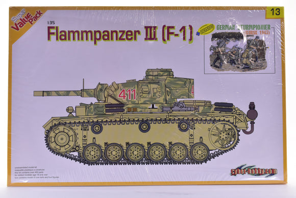 Super Value Pack Flammpanzer III (F-1) +Bonus 1:35 | 9113 | Dragon Model Kits