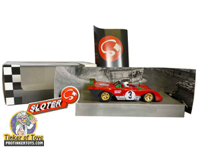 Red vintage race car display set with Targa Florio theme for Sloter 400105